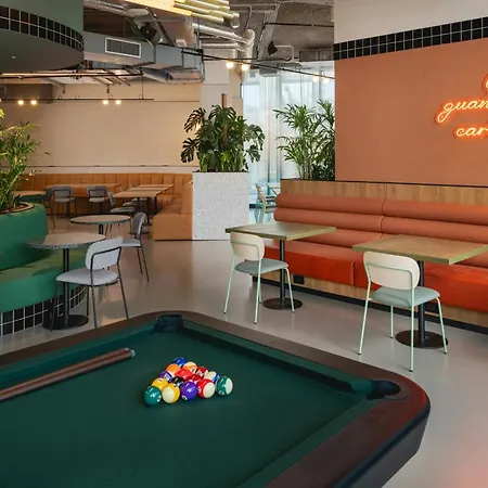 The Social Hub Hotel 4*