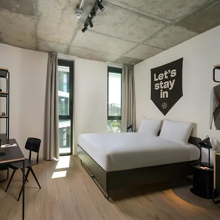 The Social Hub Otel 4*