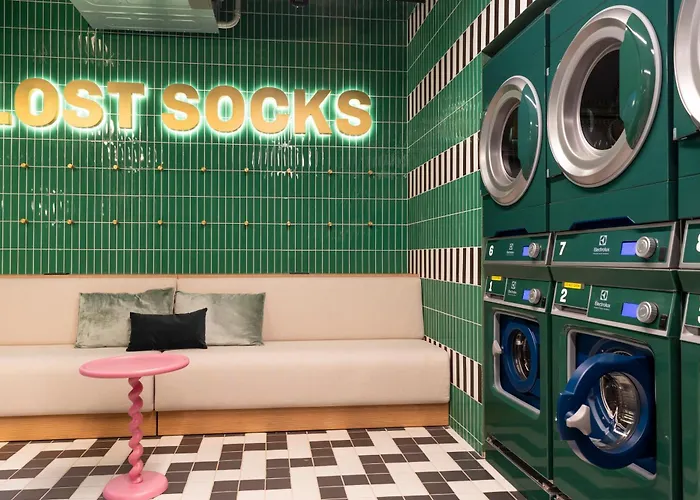 Hotel The Social Hub 4*