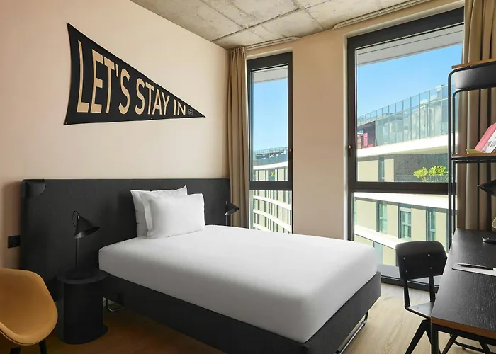 The Social Hub 4* روما