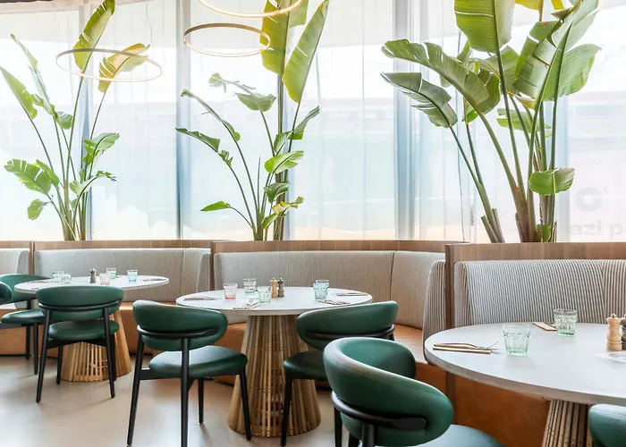 The Social Hub فندق