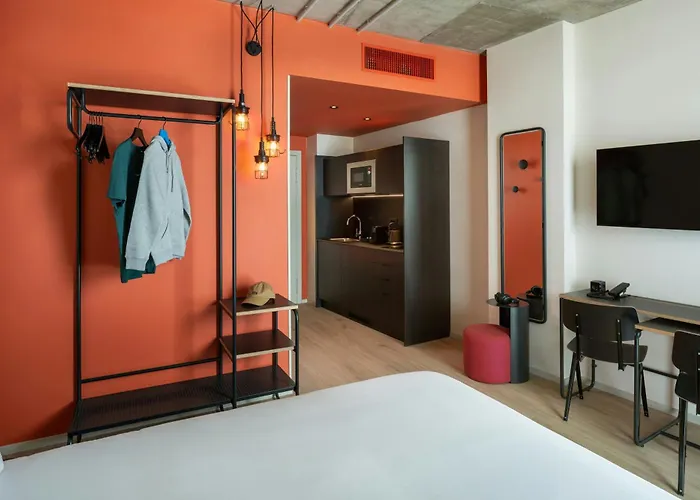 The Social Hub فندق